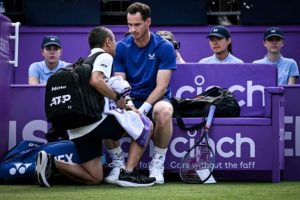 Andy Murray garde l&rsquo;espoir de disputer le tournoi après avoir été opéré avec succès