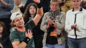 « Ça a été une grande fête »: Zizou Bergs sourit malgré son élimination de Roland-Garros