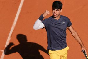 Carlos Alcaraz décroche son troisième titre du Grand Chelem en renversant Alexander Zverev