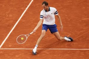 Daniil Medvedev élimine Tomas Machac et se qualifie pour les huitièmes de finale