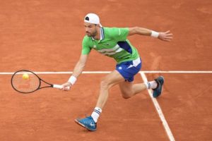 Dimitrov qualifié en quarts de finale à Paris pour la première fois de sa carrière