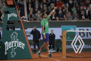 Grigor Dimitrov se défait de Zizou Bergs et file en huitièmes de finale de Roland-Garros