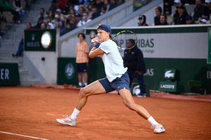 Holger Rune en huitièmes de finale de Roland-Garros