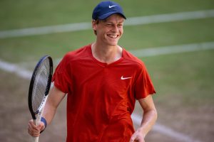 Jannik Sinner s&rsquo;assure de rester numéro un mondial pour plusieurs semaines