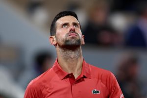 La blessure de Novak Djokovic met en péril sa dernière chance aux JO