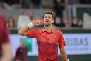 Novak Djokovic a joué à la pétanque au Bois de Boulogne