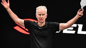 « On ne traite pas un joueur de cette façon », McEnroe tacle Roland-Garros sur la gestion de Djokovic