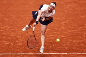 Ons Jabeur se qualifie en quarts de finale