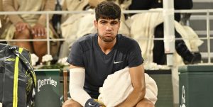 Roland Garros > Alcaraz : « Personnellement, je n&rsquo;aime pas les sessions nocturnes. Je suis sûr que Djokovic s&rsquo;est endormi à 6h du matin alors que le dernier point de son match s&rsquo;est terminé à 3h »