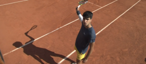 Roland Garros > Alcaraz à l&rsquo;arbitre pendant la finale contre Zverev : « Vous trouvez cela normal, en finale de Grand Chelem, sur un court en terre battue ? On dirait un court en dur, c&rsquo;est incroyable »