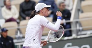 Roland-Garros Expéditive, Swiatek se qualifie 6-0 6-0 pour les quarts de finale