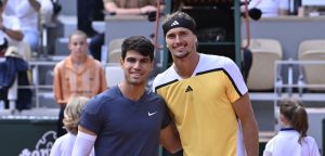 Roland Garros > Jo-Wilfried Tsonga après le 2e set entre Zverev et Alcaraz : « Alexander a changé de mode et a clairement passé la deuxième face à un Carlos qui est physiquement un peu moins bien »