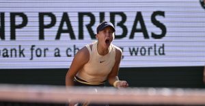 Roland Garros > La pépite russe Mirra Andreeva s&rsquo;offre une Sabalenka diminuée et rejoint Paolini en demies