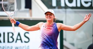 Roland-Garros Swiatek élimine Gauff et file en finale