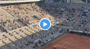 Roland Garros, Vidéos > Le court central quasiment vide pour Ruud-Zverev, cherchez l&rsquo;erreur…