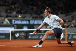 Sebastian Korda et Alex de Minaur joueront la finale