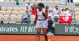 Tennis – Roland-Garros (F) : Gauff renverse Jabeur et retrouve les demi-finales