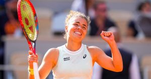Tennis – Roland-Garros (F) : Paolini écrase Andreeva et rejoint Swiatek en finale