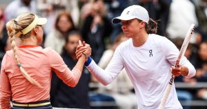 Tennis – Roland-Garros (F) : Swiatek ne laisse aucun jeu à Potapova !