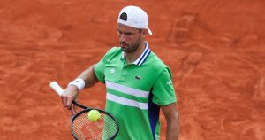 Tennis – Roland-Garros (H) : Dimitrov met fin au rêve de Bergs et affrontera Hurkacz