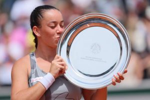 Tereza Valentova et Kaylan Bigun remportent Roland-Garros juniors
