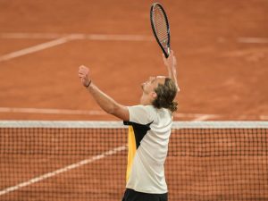 Un Zverev sur courant alternatif rejoint Ruud en demi-finale de Roland-Garros !