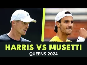 Vidéo: Les meilleurs moments de Musetti vs Harris en quart de finale sur le gazon du Queen&rsquo;s (Londres).