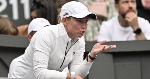 WTA > « Entre Iga Swiatek et sa psychologue, Daria Abramowicz, certaines règles liées à la relation entre un psychologue du sport et un athlète ont malheureusement été dépassées », estime Dariusz Nowicki