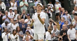 Wimbledon > Sinner ne veut pas du statut de favori : « Je sais que le gazon de Wimbledon est un peu différent de celui de cette semaine »