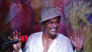 Yannick Noah, papa pour la sixième fois ! La jeune compagne de l’ex-champion de tennis est enceinte