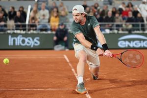 Zizou Bergs a offert une belle réplique à Gregor Dimitrov mais s&rsquo;est incliné en 4 sets