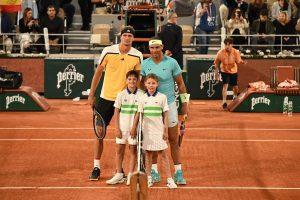deux enfants de Mont-de-Marsan ont accompagné Rafael Nadal et Alexander Zverev à Roland-Garros