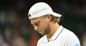 ATP, France > Menacé de mort après une défaite au premier tour, Alexandre Muller préfère en rire : « Qui s&rsquo;y connaît en douilles ? Elles sont pleines ou pas ? »