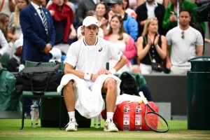 Alex de Minaur forfait pour le quart de finale de Wimbledon, Novak Djokovic en demi-finales