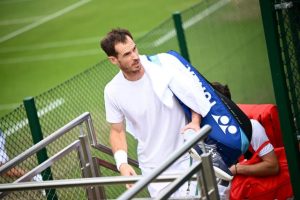 Andy Murray déclare forfait pour Wimbledon en simple, pas en double