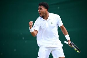 Arthur Fils qualifié pour les huitièmes de finale de Wimbledon après son succès en cinq sets contre Safiullin