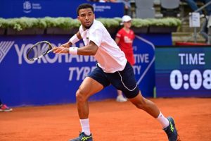 Arthur Fils s&rsquo;offre Holger Rune sur abandon et rejoint les demi-finales à Hambourg