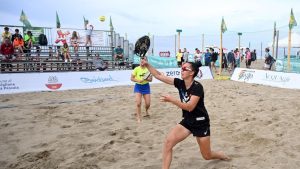 Beach tennis : la Toulousaine Lola Barrau retrouve la bonne dynamique