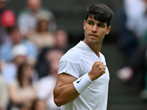 Bis repetita, Alcaraz rejoint Medvedev en demie de Wimbledon !