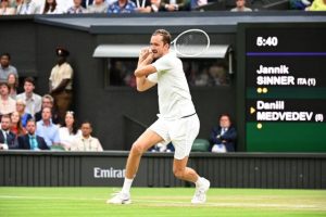 Daniil Medvedev, qualifié en demi-finales de Wimbledon : « Je n&rsquo;ai pas trop repensé à Melbourne »