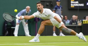 Genou réparé, Novak Djokovic a « déroulé » pour son retour au jeu – rts.ch