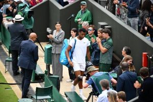 Giovanni Mpetshi Perricard, éliminé en huitièmes à Wimbledon : « Je viens juste de montrer le bout de mon nez »
