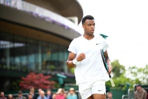 Giovanni Mpetshi Perricard s&rsquo;est baladé face à Yoshihito Nishioka à Wimbledon