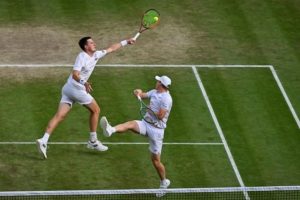 Heliovaara et Patten gagnent le double messieurs à Wimbledon au terme d&rsquo;une finale serrée