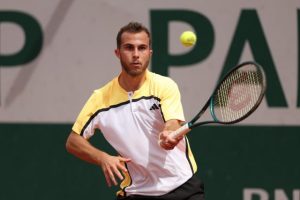 Hugo Gaston en finale de l&rsquo;Open de Kitzbühel après l&rsquo;abandon de Facundo Diaz Acosta