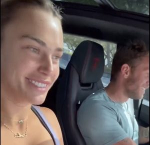Insolite, Vidéos > Traitée de « bête féroce », Sabalenka adore ça !