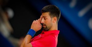 Jeux Olympiques > Djokovic, qualifié pour les demi-finales mais anxieux : « Je suis très inquiet. Je ne sais pas ce qui s&rsquo;est passé. Je ne sais pas quoi dire »
