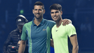 La fougue contre l&rsquo;expérience: comme en 2023, Alcaraz et Djokovic se retrouvent en finale de Wimbledon