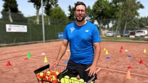 Labastide-Saint-Pierre. Tennis : le président Ludovic Fournier monte au filet