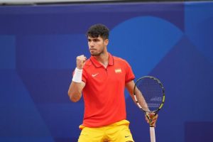 Novak Djokovic et Carlos Alcaraz passent tranquillement le premier tour des JO